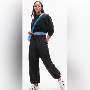 Athleta Lunar Utility Pants Women’s XS Petite LusterLuxe Mid Rise Style 767533